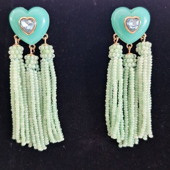 🎁Heart Tassel Earrings - Green and Gold - Picture 5 of 5